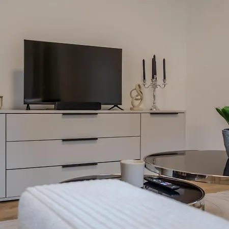 Flat Bull Mit Garten *