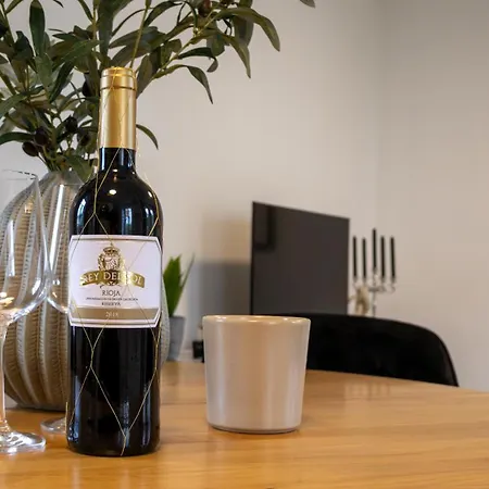 Flat Bull Mit Garten アパート